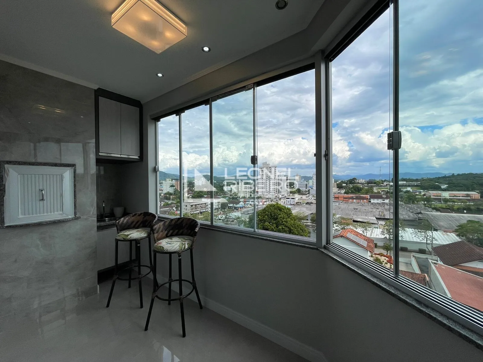 Apartamento à venda com 3 dormitórios no bairro Das Capitais em Timbó/SC — foto 6