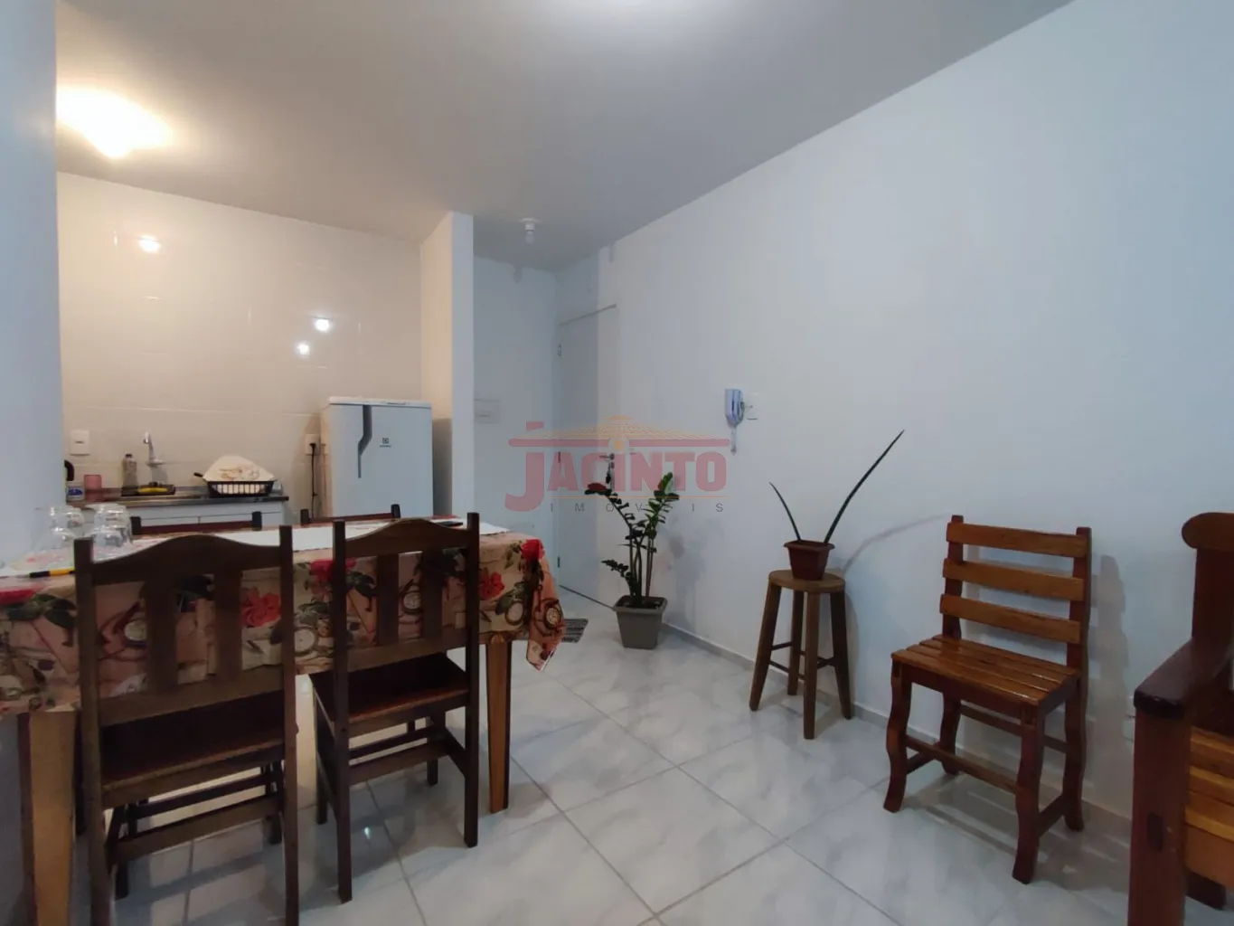 Apartamento com 2 quartos no bairro Água Verde. — foto 7