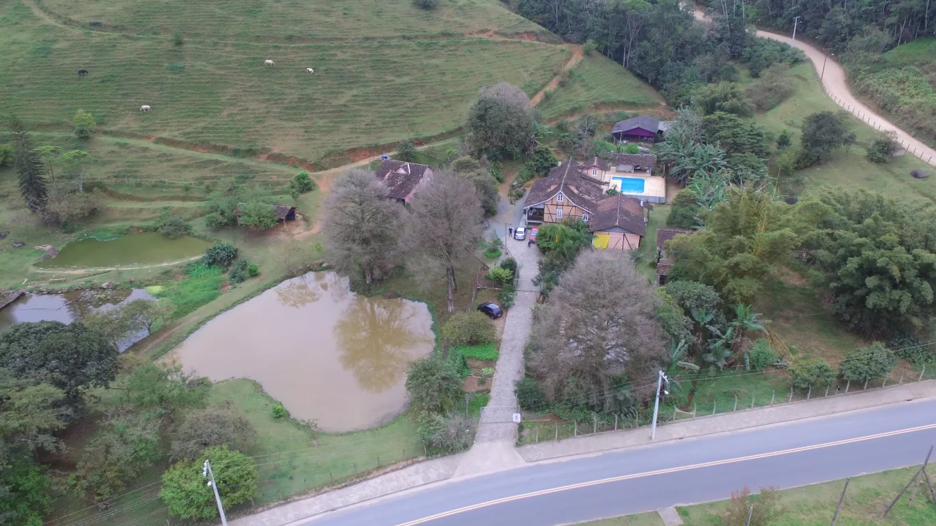 LINDA CHACARA - BAIRRO FORTALEZA ALTA - foto 1