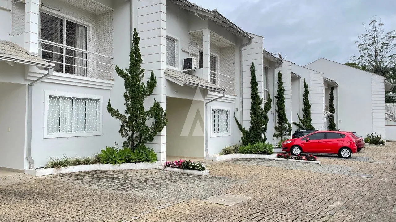 Casa em Condomínio com 1 suíte(s) mais 2 quarto(s) à venda no bairro Anita Garibaldi em Joinville, por R$ 730.000.00. - foto 1