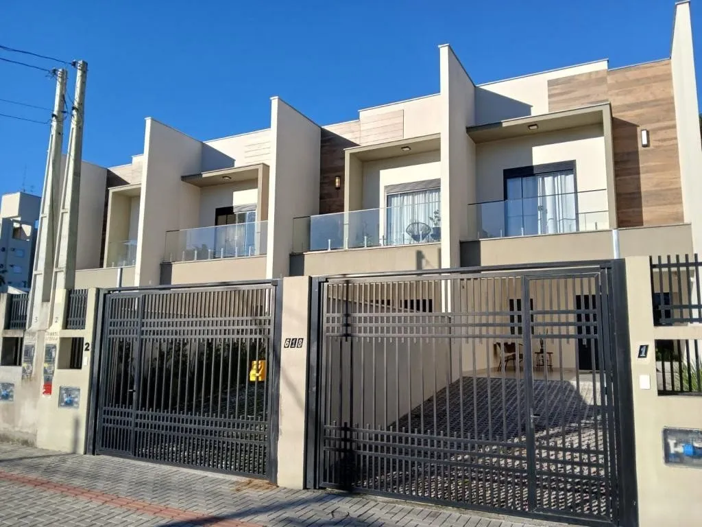SOBRADO GEMINADO no GLÓRIA com 3 quartos para VENDA, 156 m - foto 1