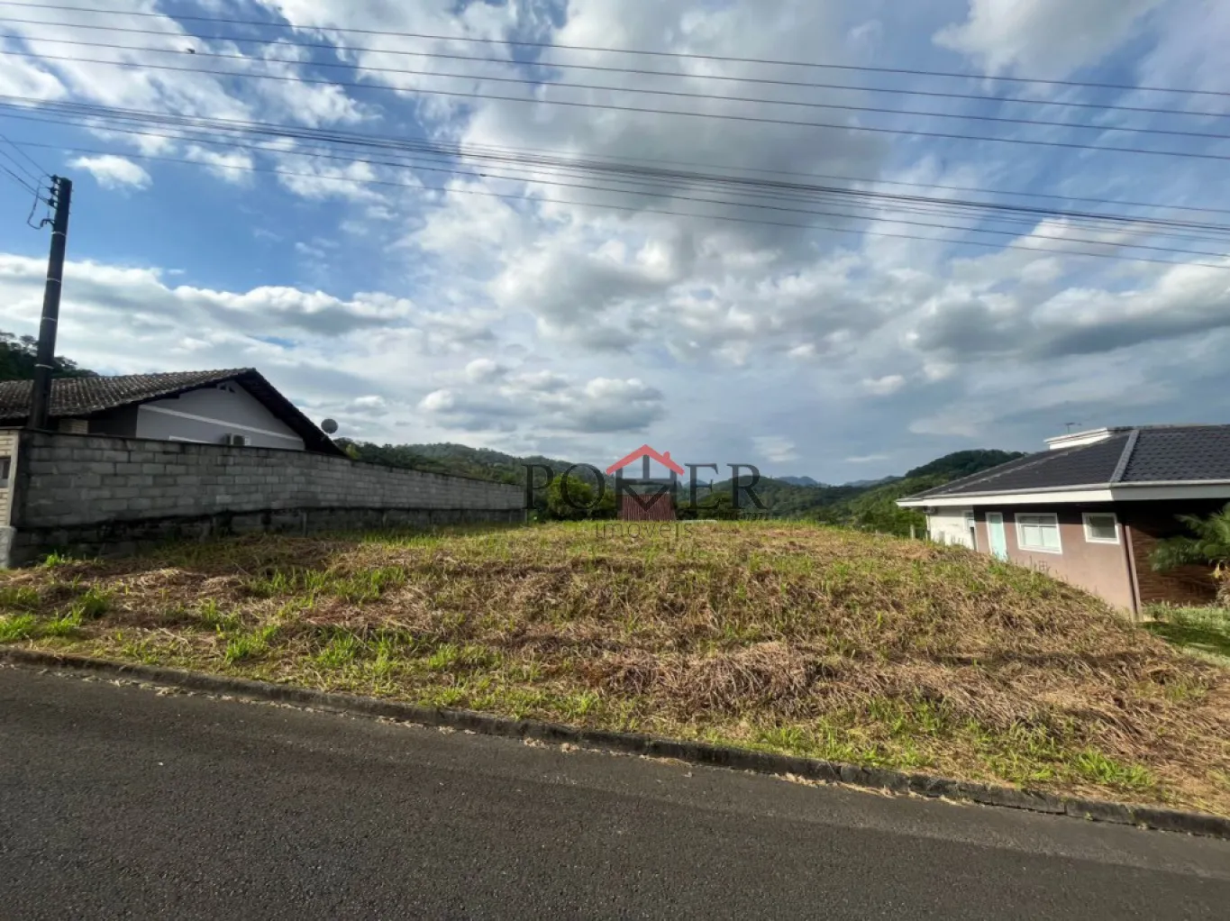 Excelente terreno na cidade de Pomerode no Bairro Ribeirão Areia com 450,29m em ótima localização em via pavimentada. — foto 7