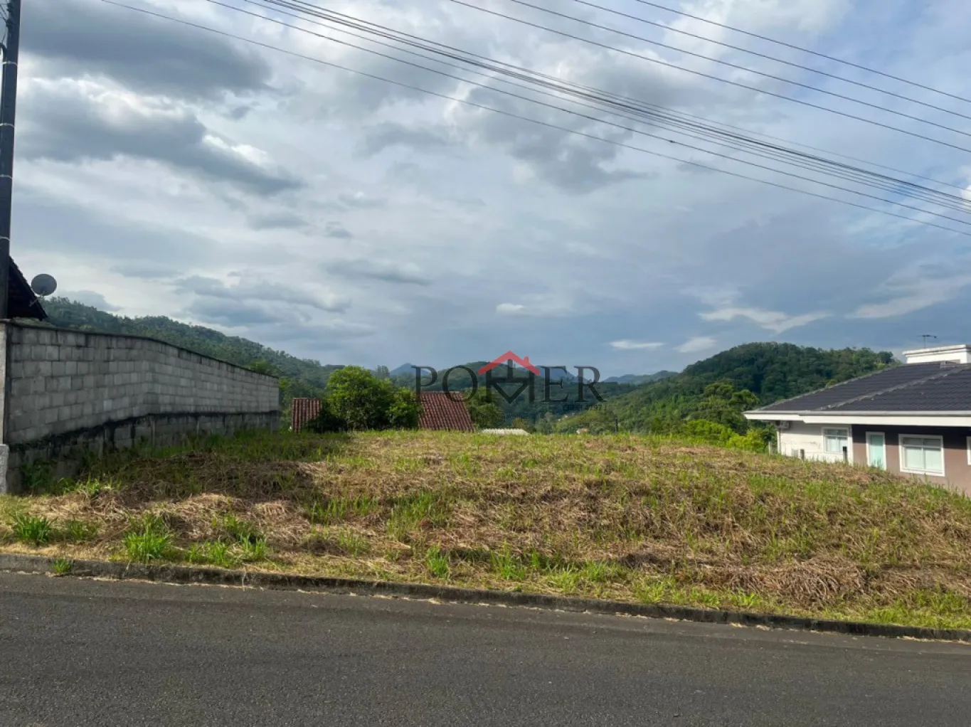 Excelente terreno na cidade de Pomerode no Bairro Ribeirão Areia com 450,29m em ótima localização em via pavimentada. — foto 4