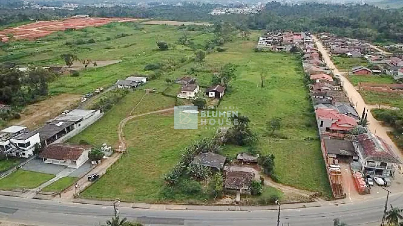 Amplo terreno localizado no bairro Estrada das Areias, Indaial! — foto 2