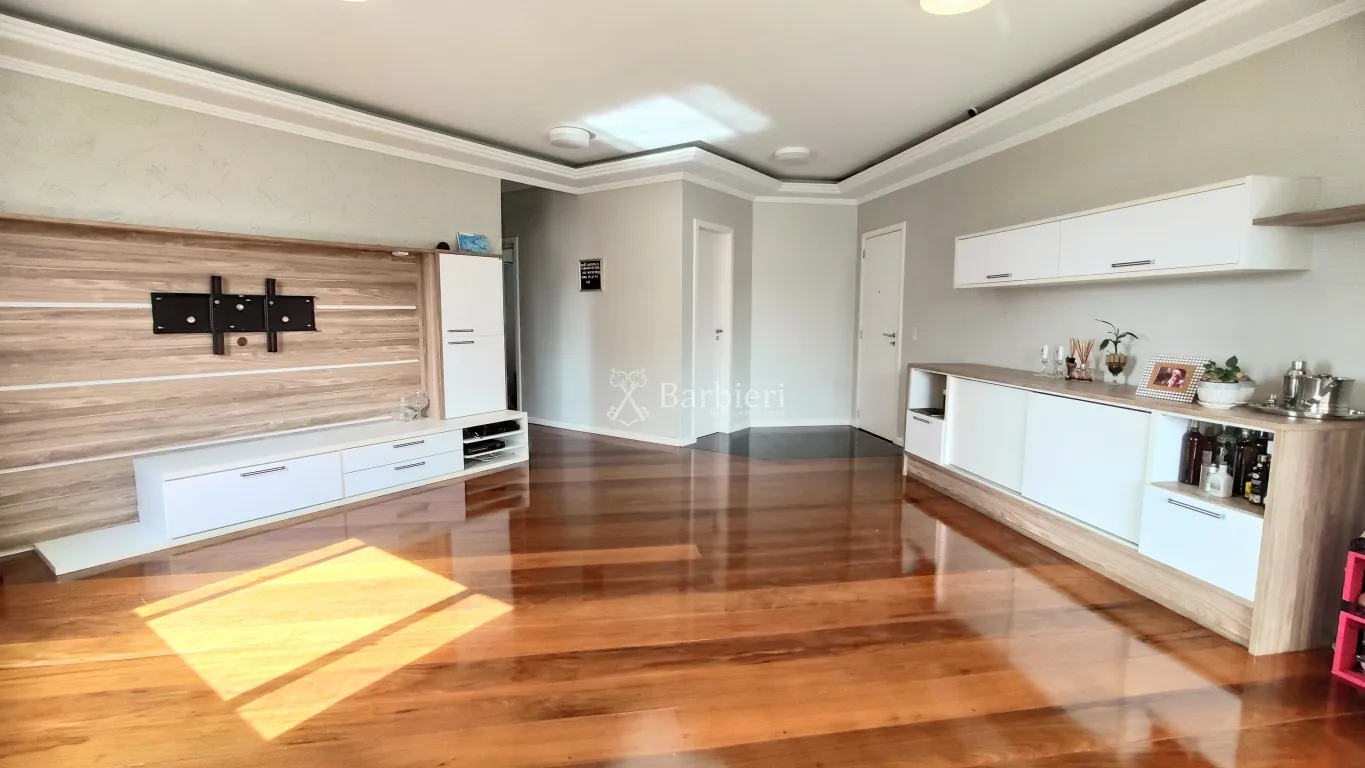 Apartamento com 3 quartos, sendo 2 suítes e 148 m no bairro Vila Nova em Blumenau/SC — foto 2