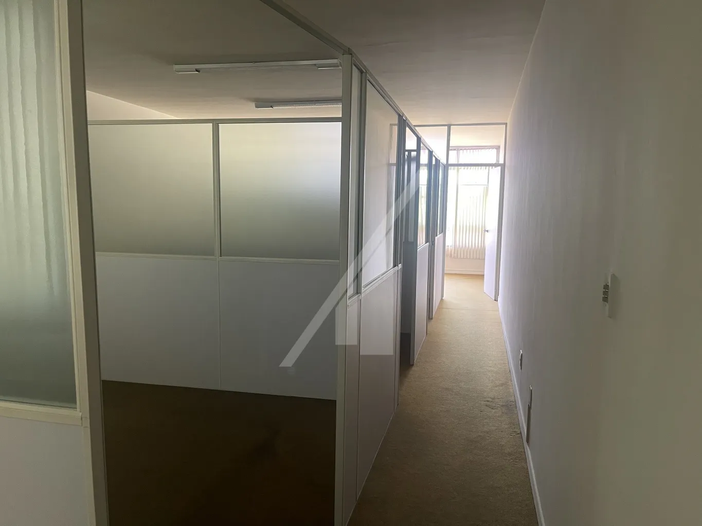 ABELARDO IMÓVEIS - Excelente sala Comercial no Centro — foto 4