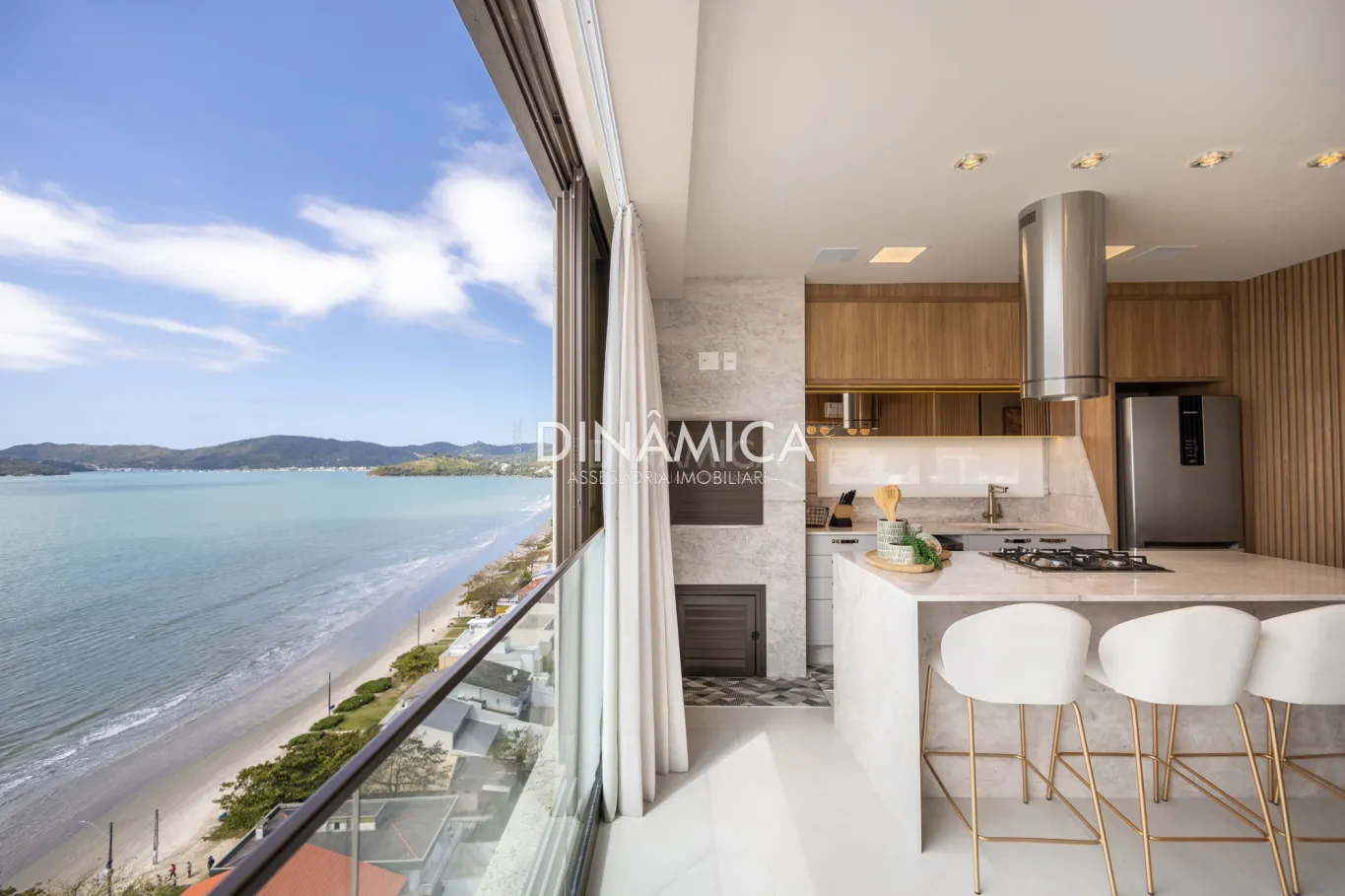 Apartamento frente mar em Porto Belo/SC - foto 1