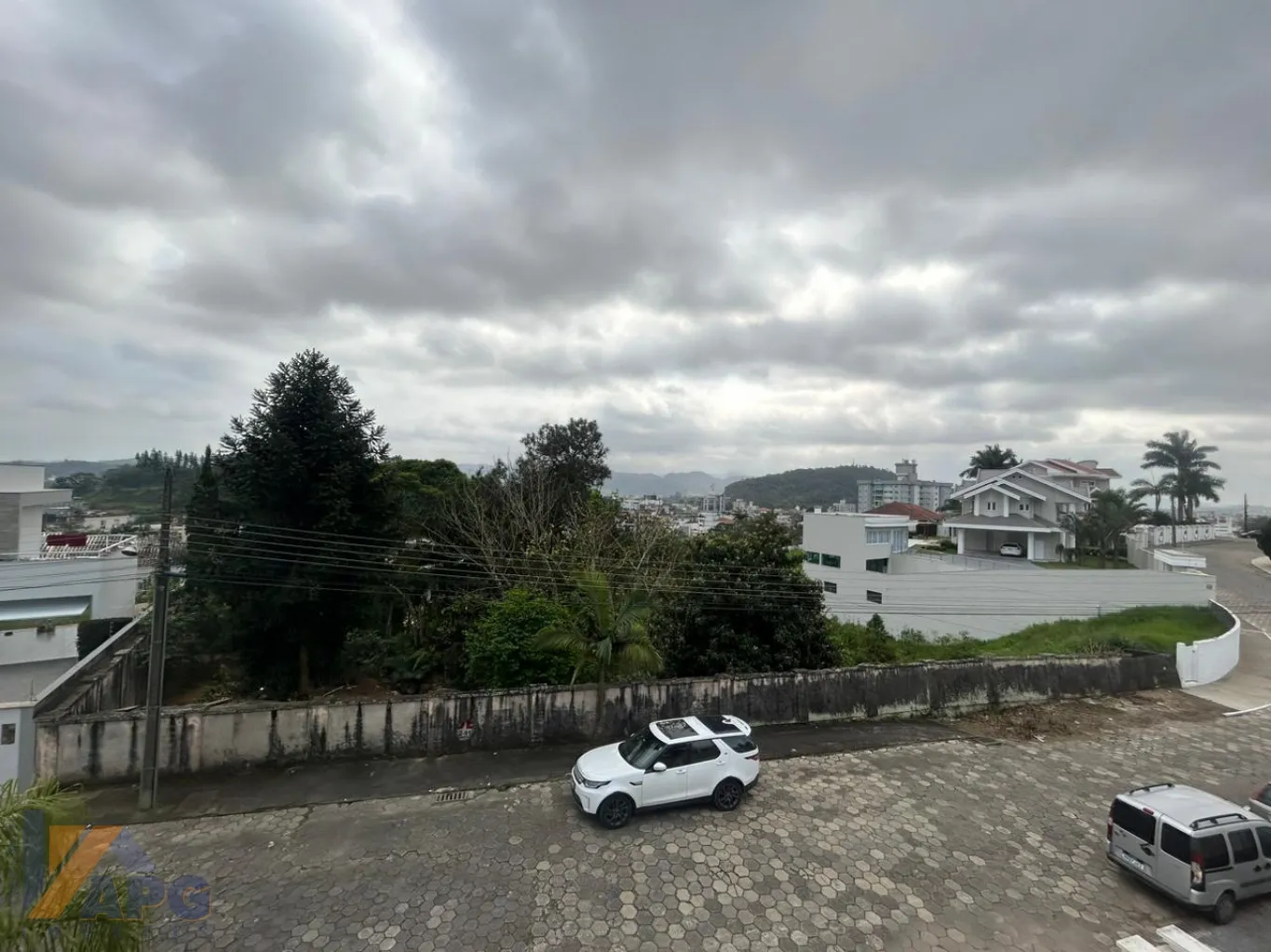 Casa de Alto Padrão no centro de Gaspar — foto 3
