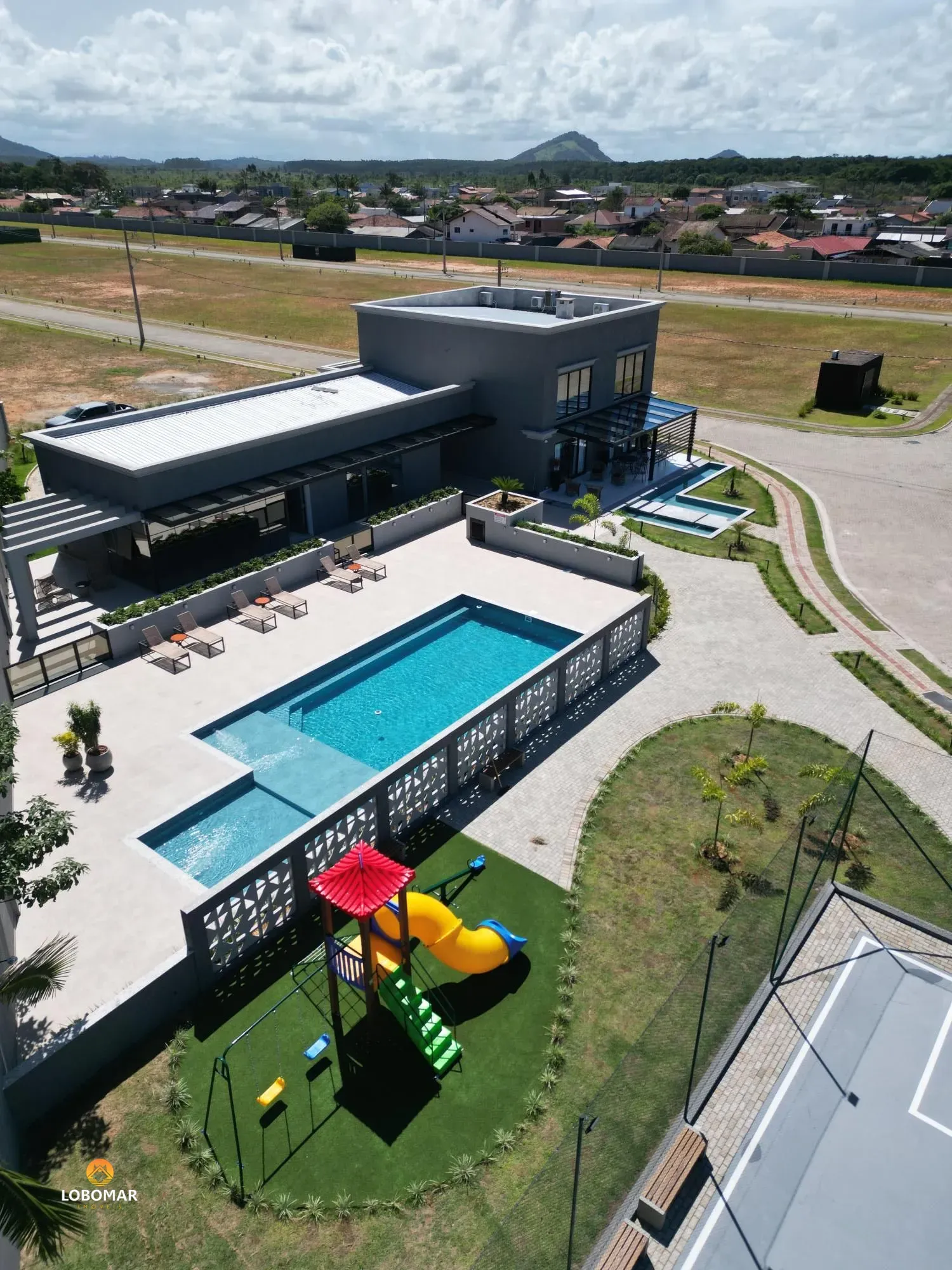 Terrenos à venda em condomínio fechado de alto padrão - 300 m - Centro - Barra - foto 1