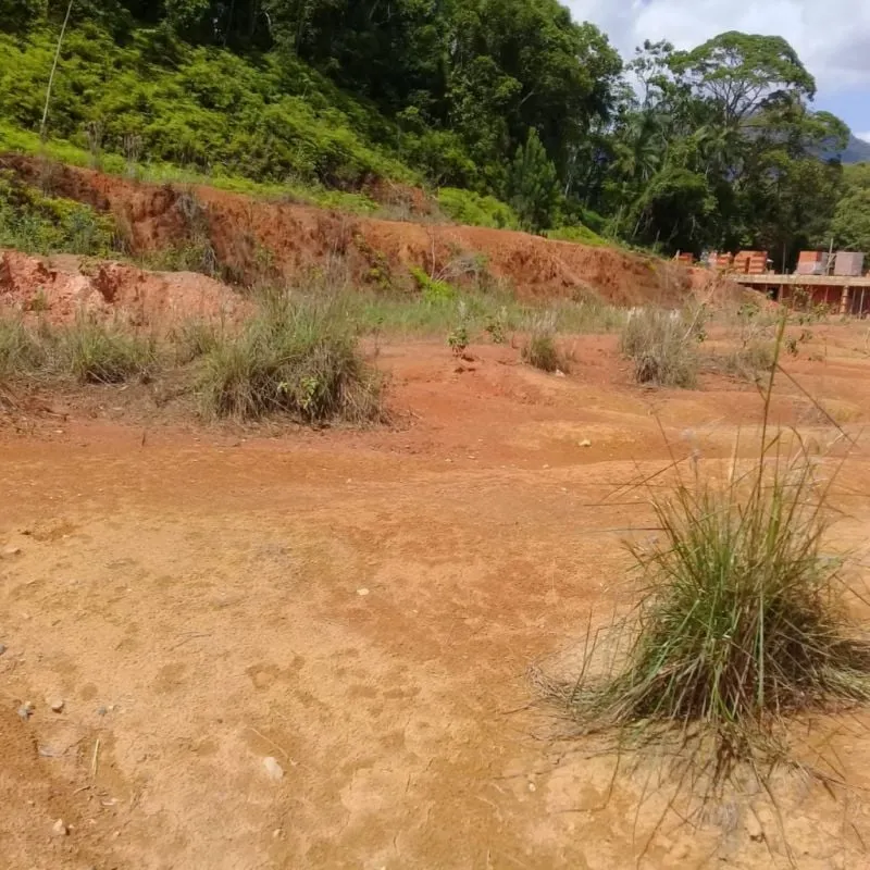 VENDE-SE TERRENO NO CENTRO DE POMERODE PROXIMO AO ZOOLOGICO. - foto 1