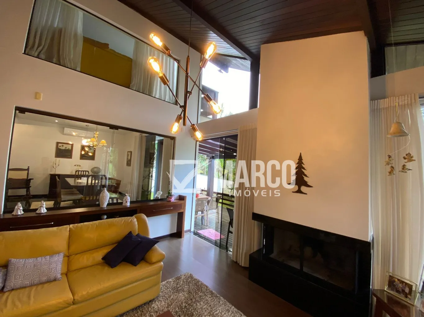 Mansão de Luxo com Majestoso Jardim em Terreno de 5.400 m — foto 4