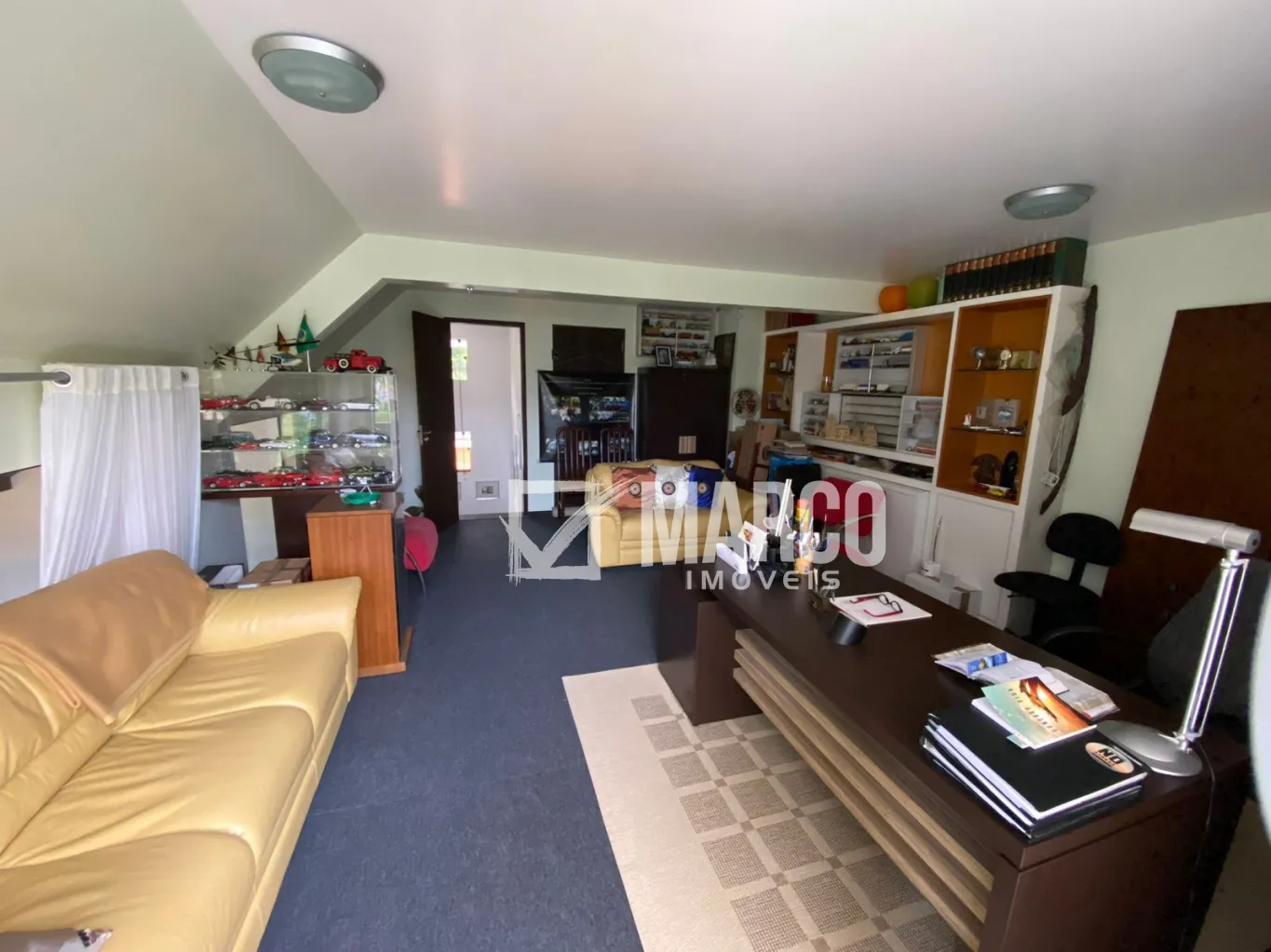 Mansão de Luxo com Majestoso Jardim em Terreno de 5.400 m — foto 7