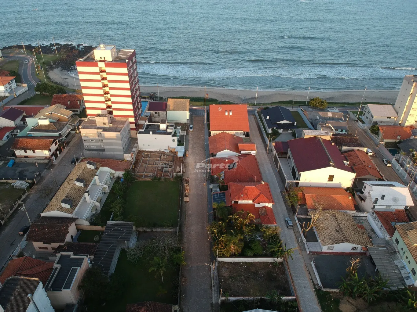 Terreno de 600m2 a 100 metros da praia, no Centro de Barra Velha! — foto 5
