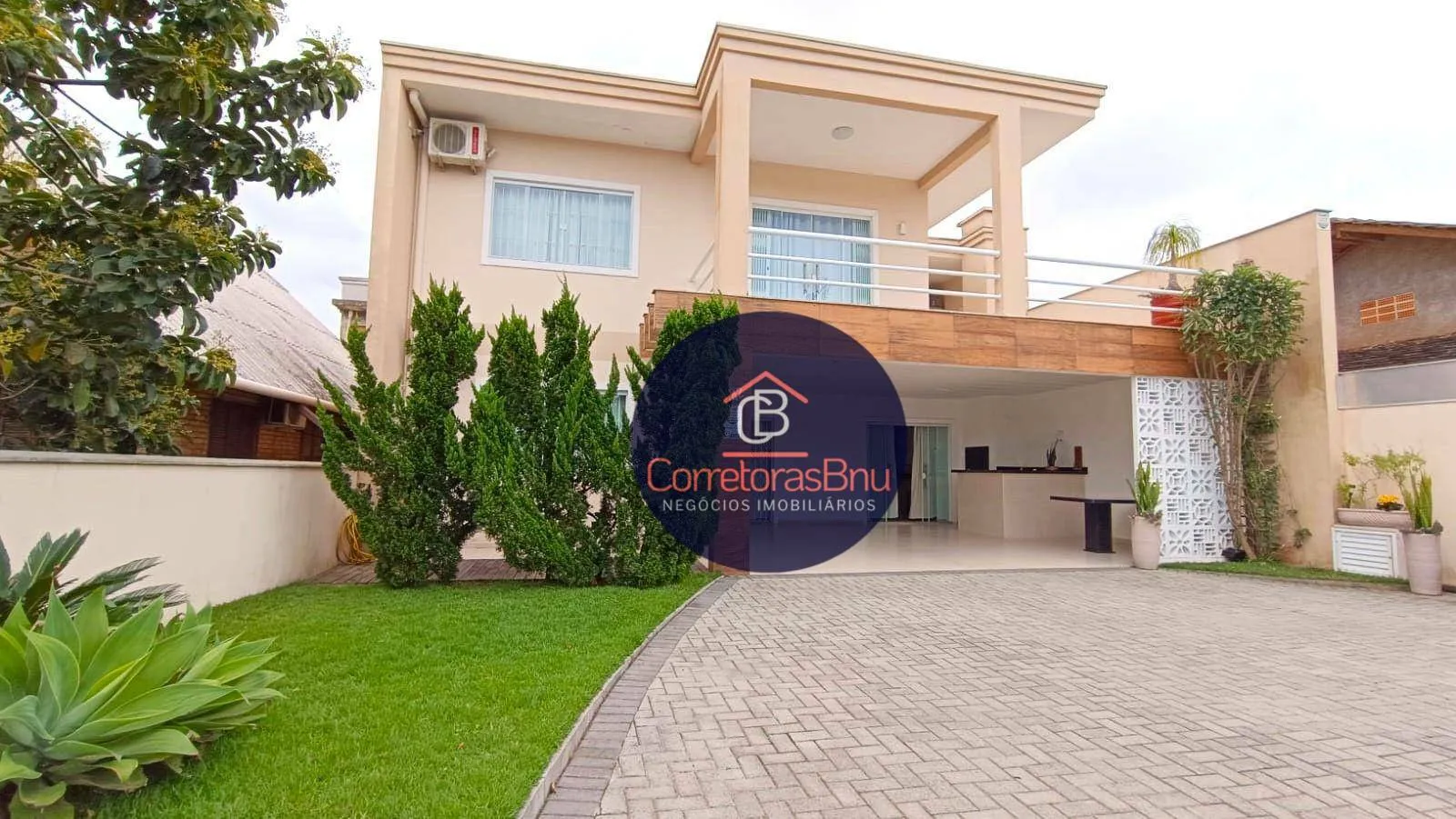 Casa à venda, 233 m por R$ 1.700.000,00 - Armação - Penha/SC - foto 1