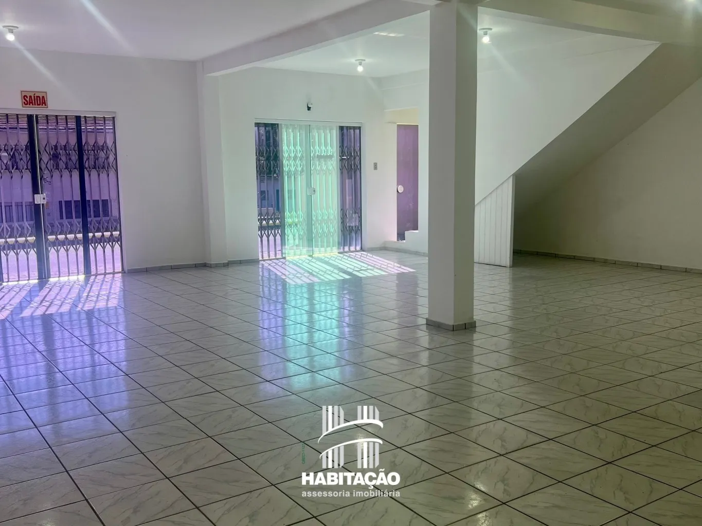 Prédio Comercial com 02 Pavimentos na Ponta Aguda — foto 3