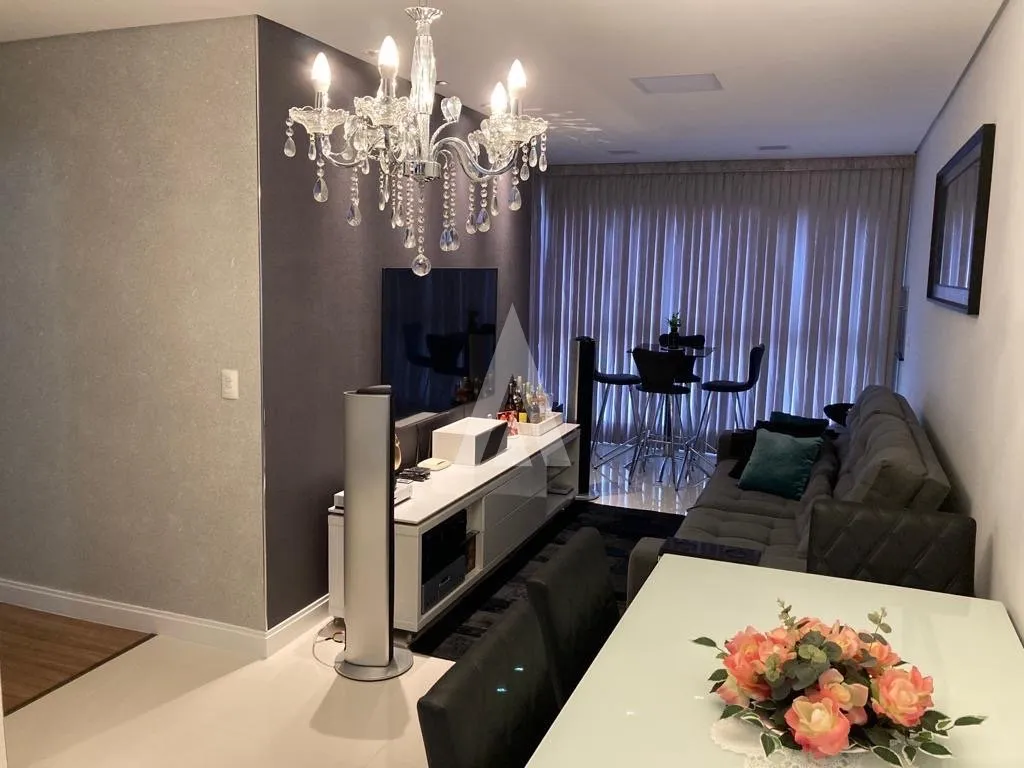 Apartamento com 1 suíte(s) mais 2 quarto(s) à venda no bairro ANITA GARIBALDI em JOINVILLE, por R$ 750.000.00. - foto 1