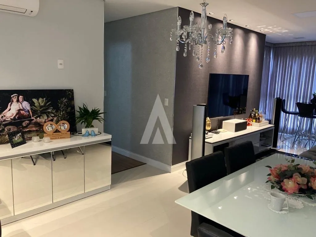 Apartamento com 1 suíte(s) mais 2 quarto(s) à venda no bairro ANITA GARIBALDI em JOINVILLE, por R$ 750.000.00. — foto 3