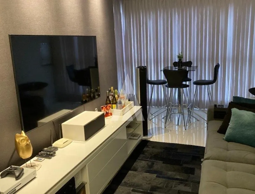 Apartamento com 1 suíte(s) mais 2 quarto(s) à venda no bairro ANITA GARIBALDI em JOINVILLE, por R$ 750.000.00. — foto 4