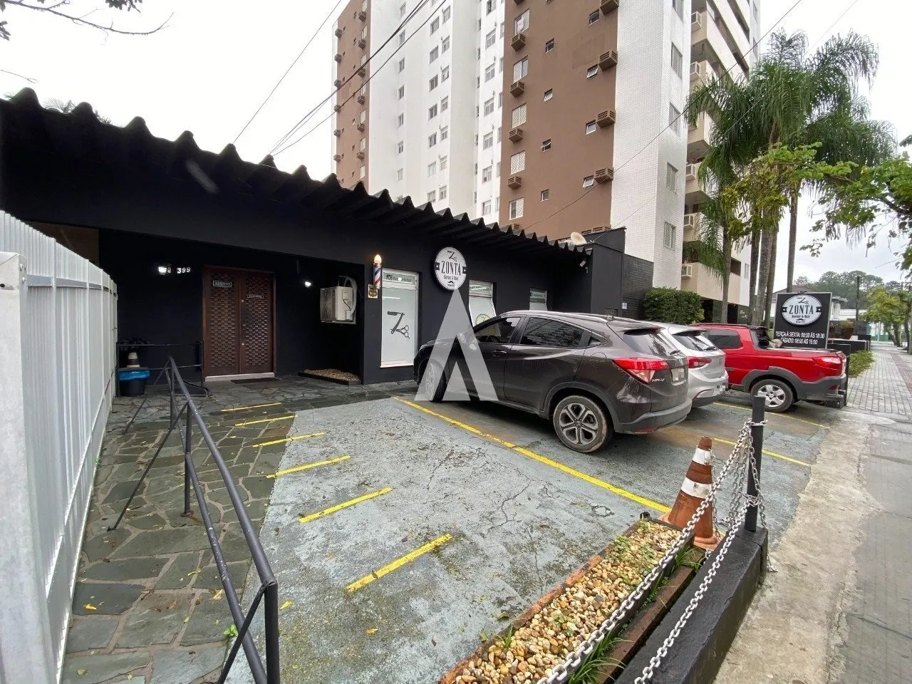 Casa Comercial à venda no bairro Centro em Joinville, por R$ 1.900.000.00. — foto 3