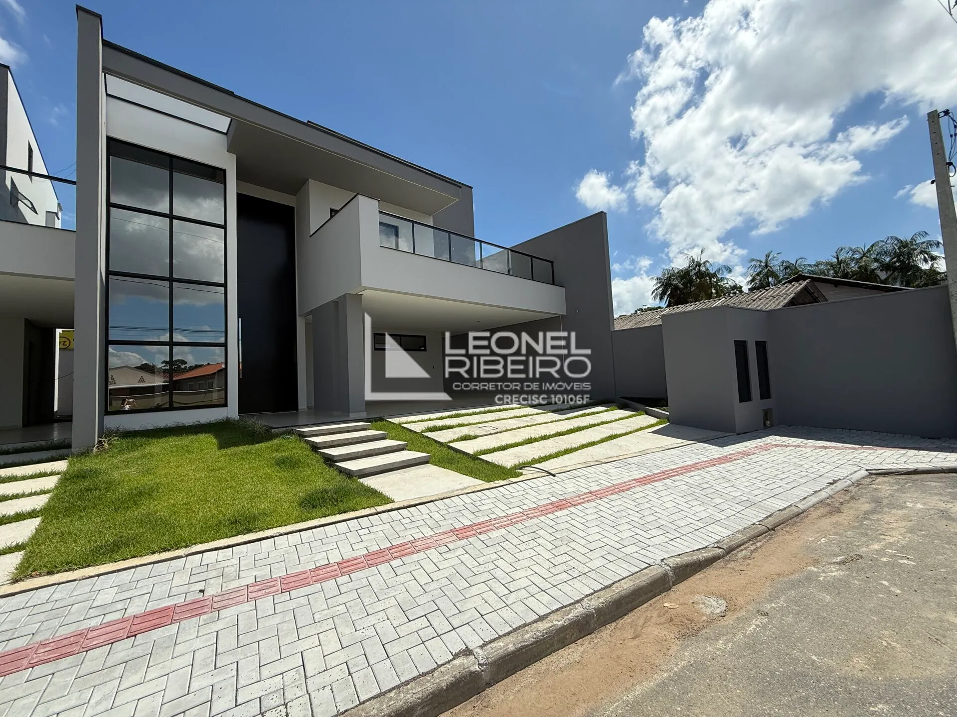 Casa Sobrado com 3 dormitórios suítes à venda, 168,57 m no bairro Das Capitais - Timbó/SC - foto 1