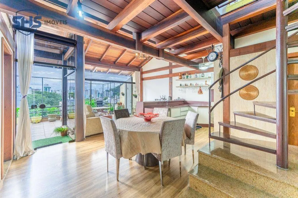 Cobertura com 4 dormitórios à venda, 315 m por R$ 1.600.000,00 - Centro (Blumenau) - Blumenau/SC - foto 1