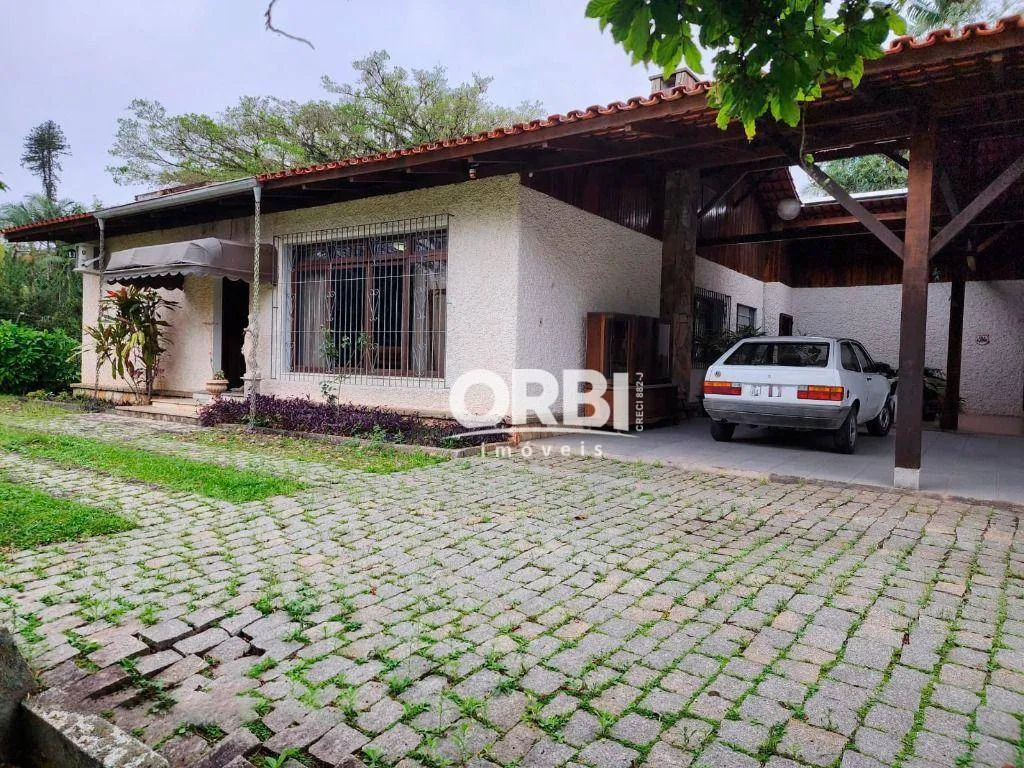 Casa com 3 dormitórios à venda, 297 m por R$ 1.250.000,00 - Bela Vista - Gaspar/SC - foto 1