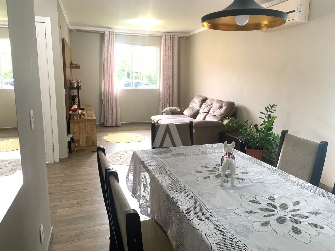 Casa em Condomínio com 1 suíte(s) mais 2 quarto(s) à venda no bairro Bom Retiro em Joinville, por R$ 1.300.000.00. — foto 5