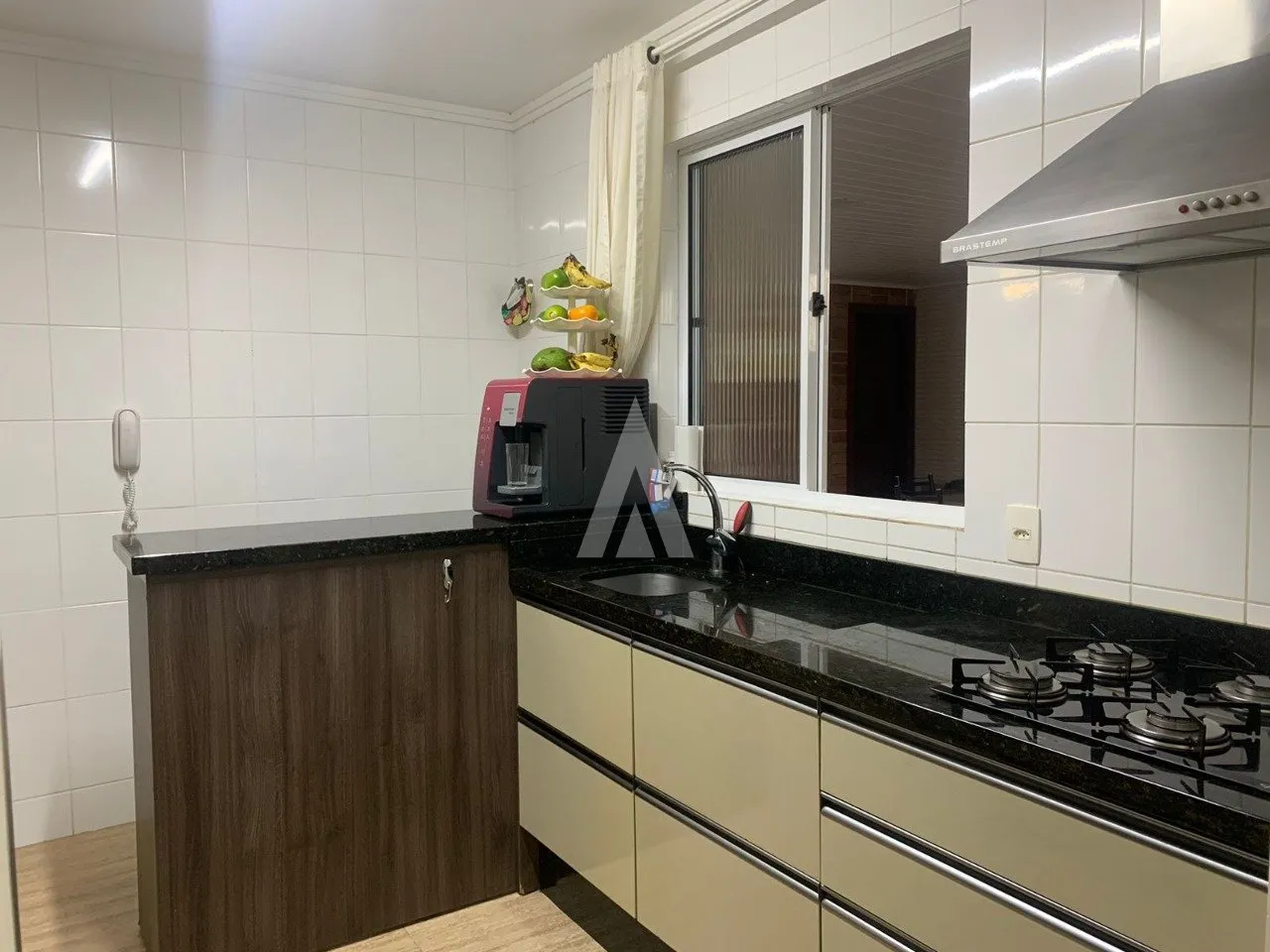 Casa em Condomínio com 1 suíte(s) mais 2 quarto(s) à venda no bairro Bom Retiro em Joinville, por R$ 1.300.000.00. — foto 7
