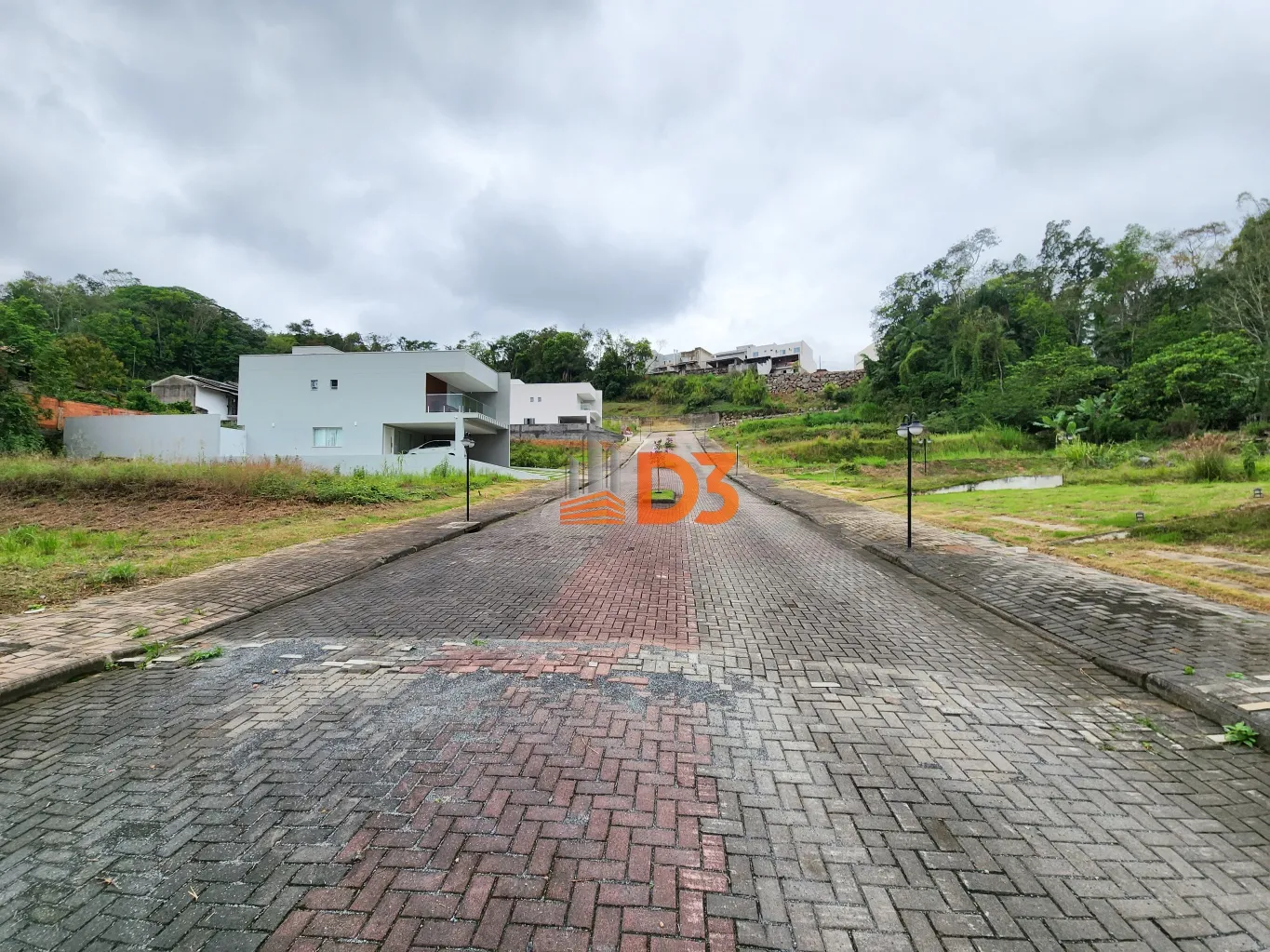 Lote no condomínio fechado Rodolfo Kuhlmann, na Água verde! — foto 2