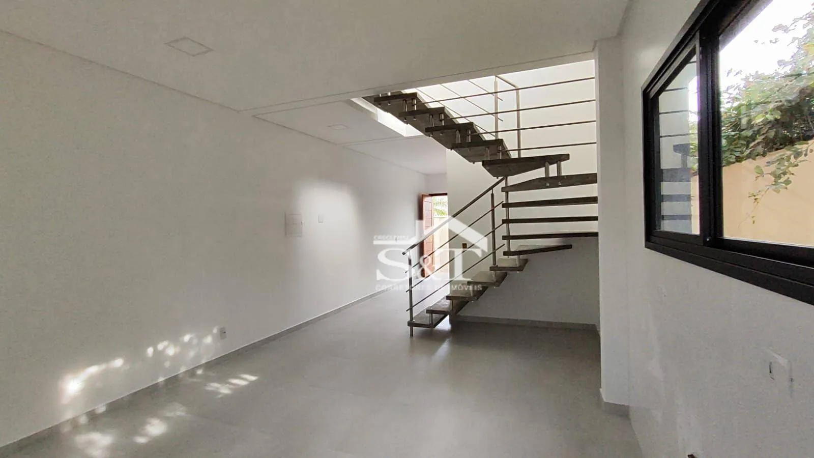 Sobrado Novo em Localização Privilegiada - Pronto para Morar com Acabamentos de Alto Padrão! — foto 6