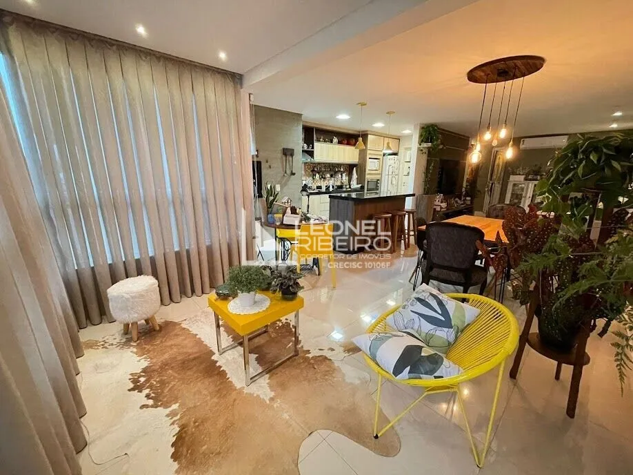 Apartamento à venda com 3 dormitórios no bairro Das Capitais em Timbó-SC - foto 1
