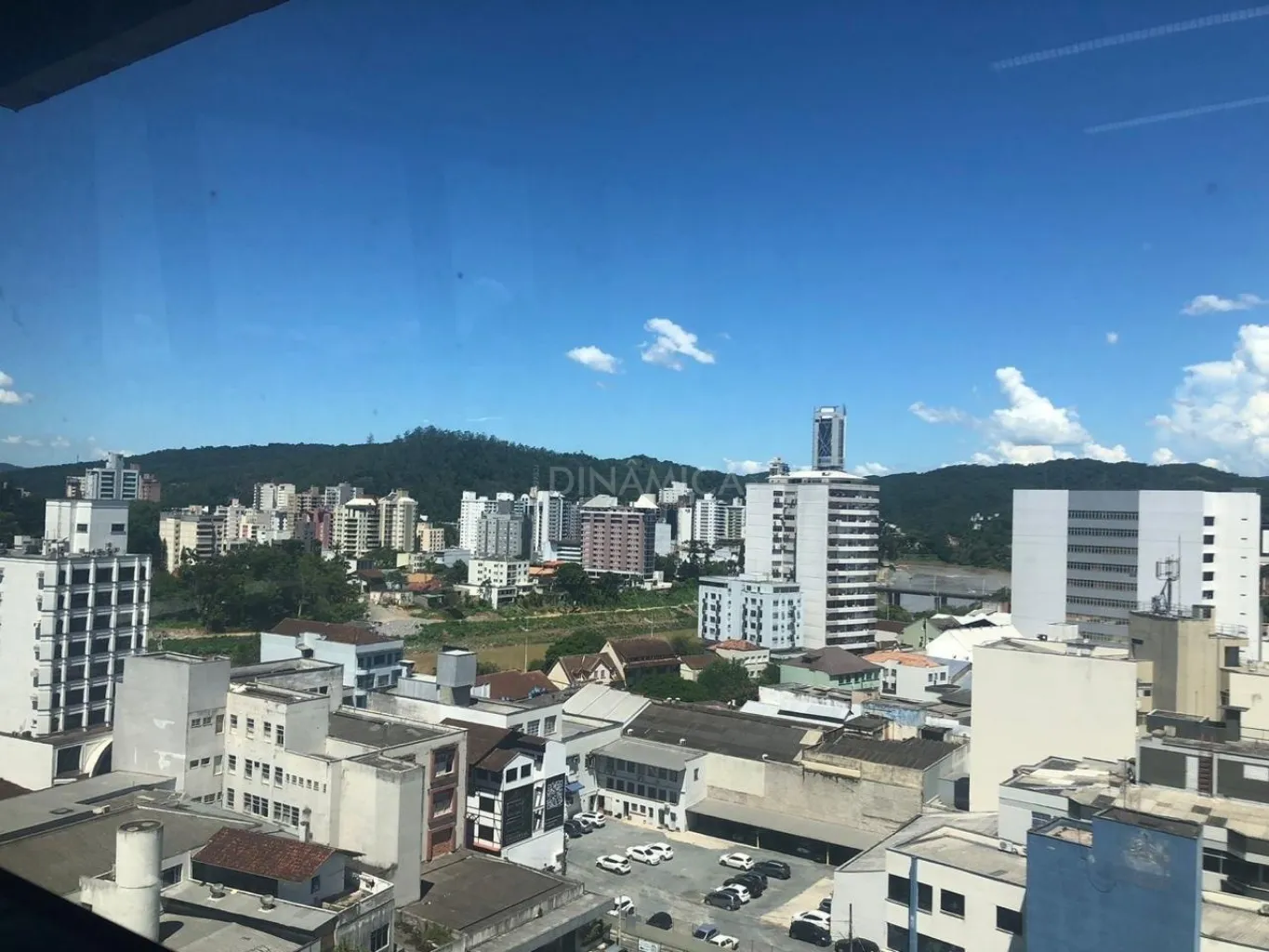 Sala comercial no Centro de Blumenau com 106,87m2. — foto 2