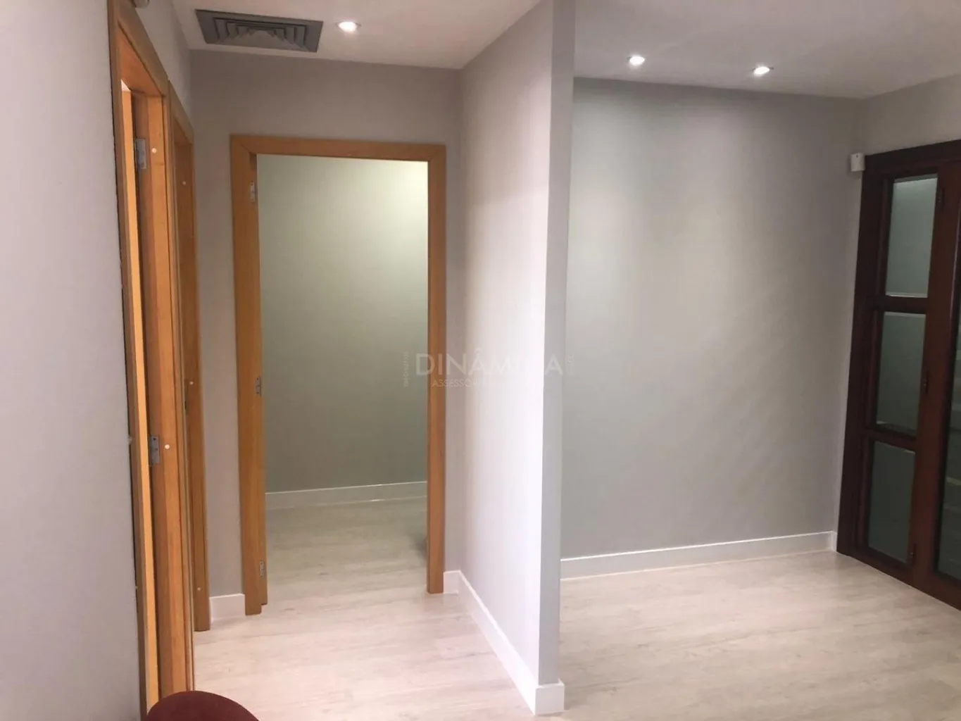 Sala comercial no Centro de Blumenau com 106,87m2. — foto 6