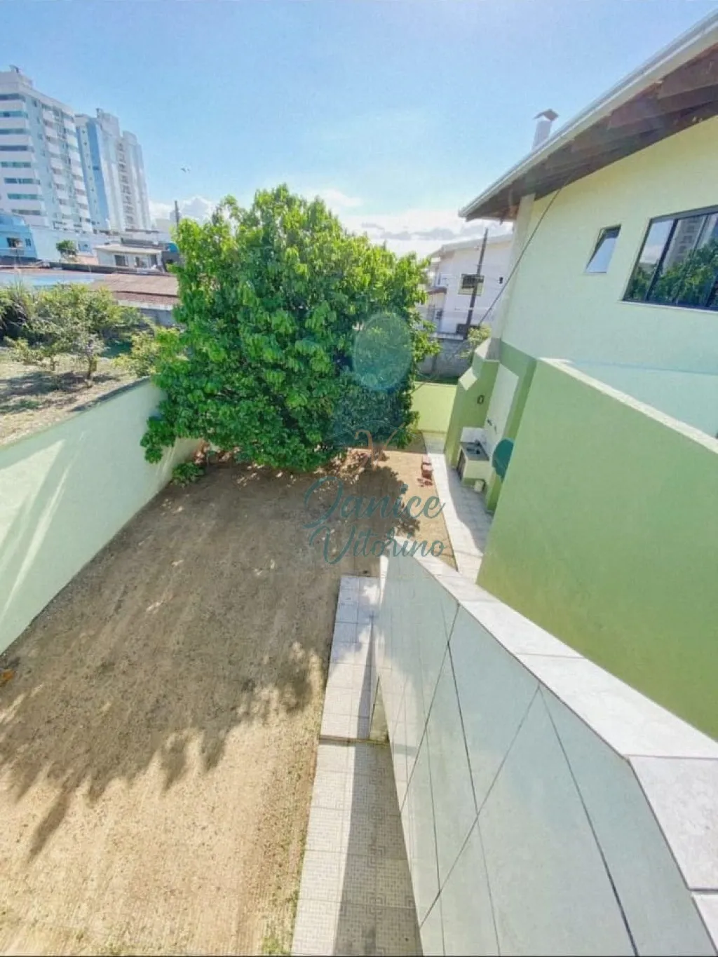 Casa Residencial - Centro - Navegantes/SC - Apenas 290mts da Praia Central. — foto 6