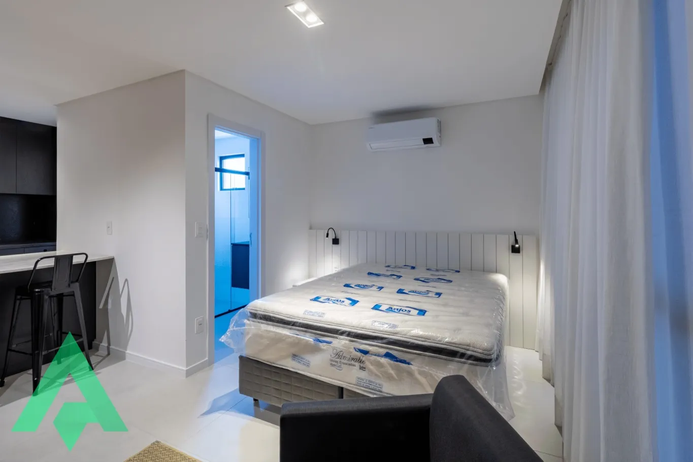 Loft semi mobiliado para locação por R$ 1.900,00 -Bairro Centro - Blumenau/SC — foto 3
