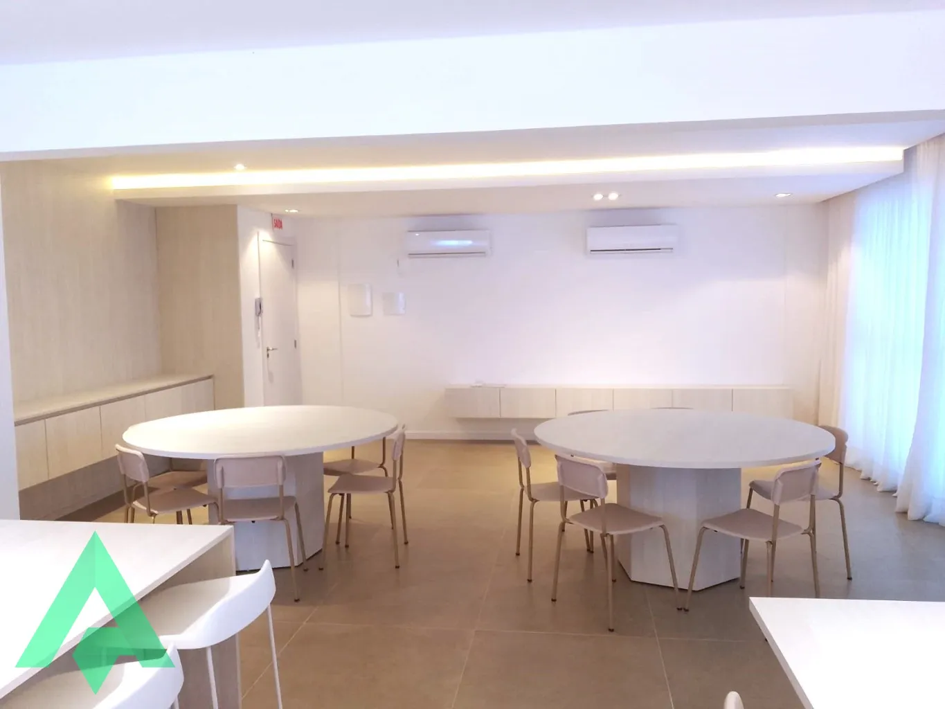 Loft semi mobiliado para locação por R$ 1.900,00 -Bairro Centro - Blumenau/SC — foto 7