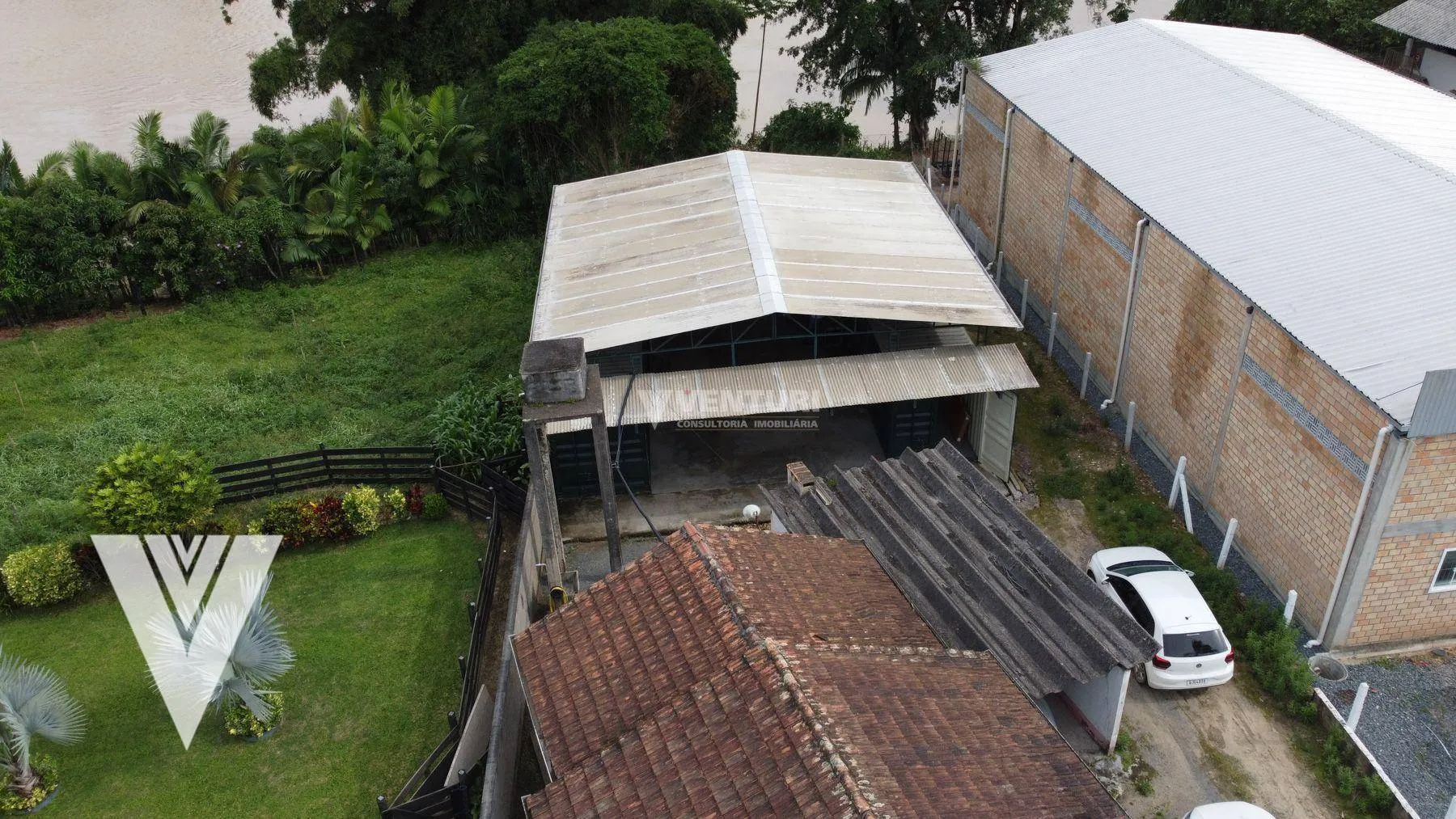 Galpão para alugar, 200 m por R$ 3.300,00/mês - Belchior Baixo - Gaspar/SC — foto 7