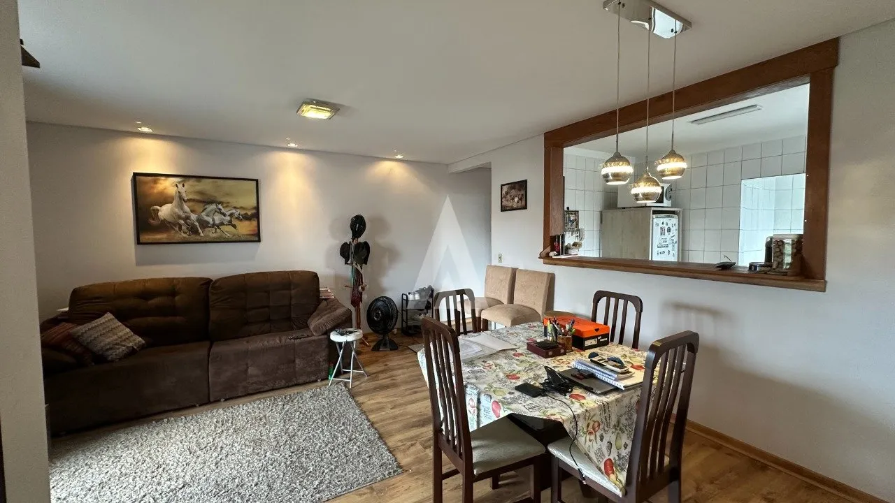 Apartamento com 1 suíte(s) mais 1 quarto(s) à venda no bairro Santo Antônio em JOINVILLE, por R$ 600.000.00. — foto 2