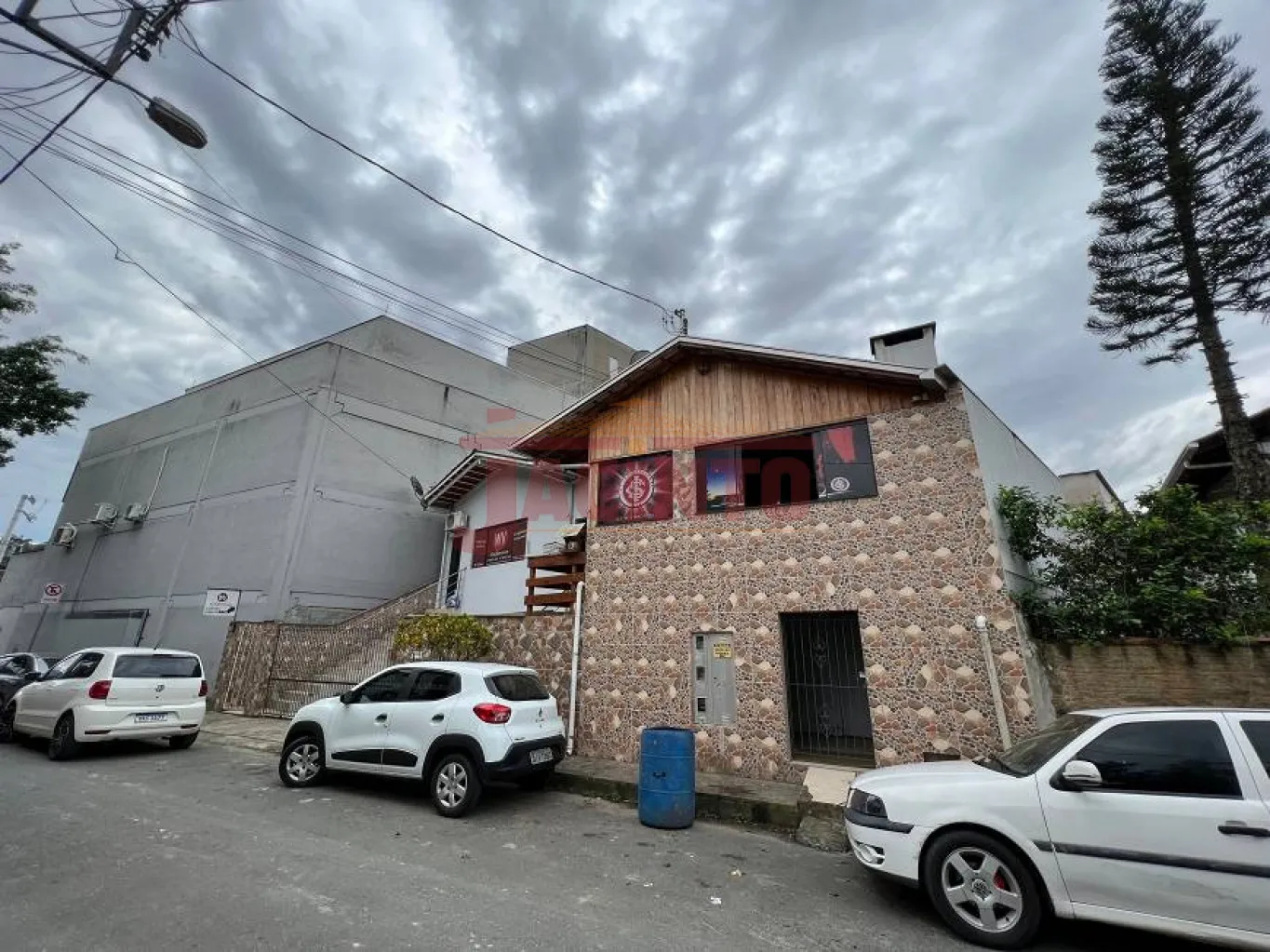 Imóvel Residencial e Comercial com opções de rendimento de aluguéis. Estuda proposta com imóvel de menor valor — foto 4