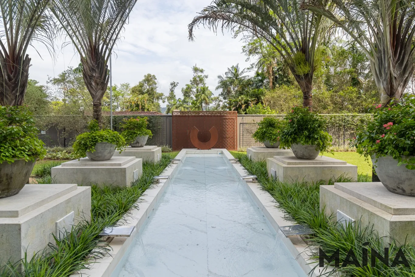 Empreendimento sofisticado com 4 suítes na região da Posta Aguda ! — foto 5