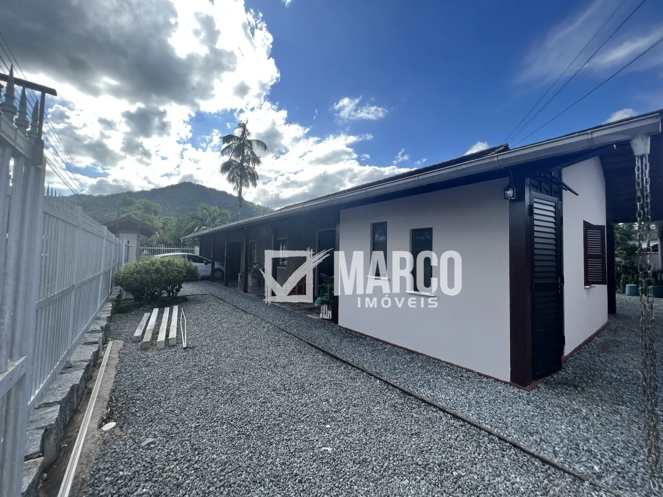 Praticidade em casa bem localizada em Pomerode — foto 3