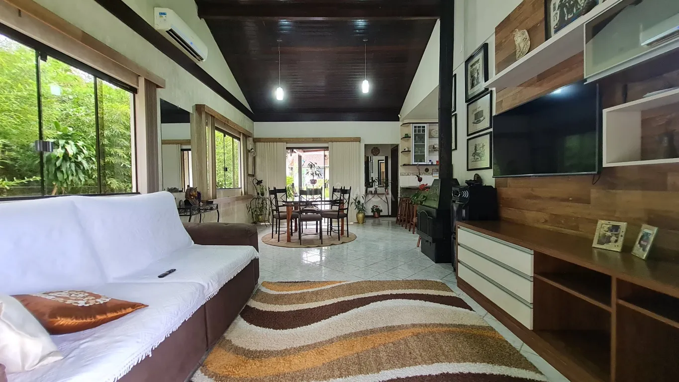 Casa mobiliada, térrea com edicula á venda no bairro Fortaleza em Blumenau! - foto 1