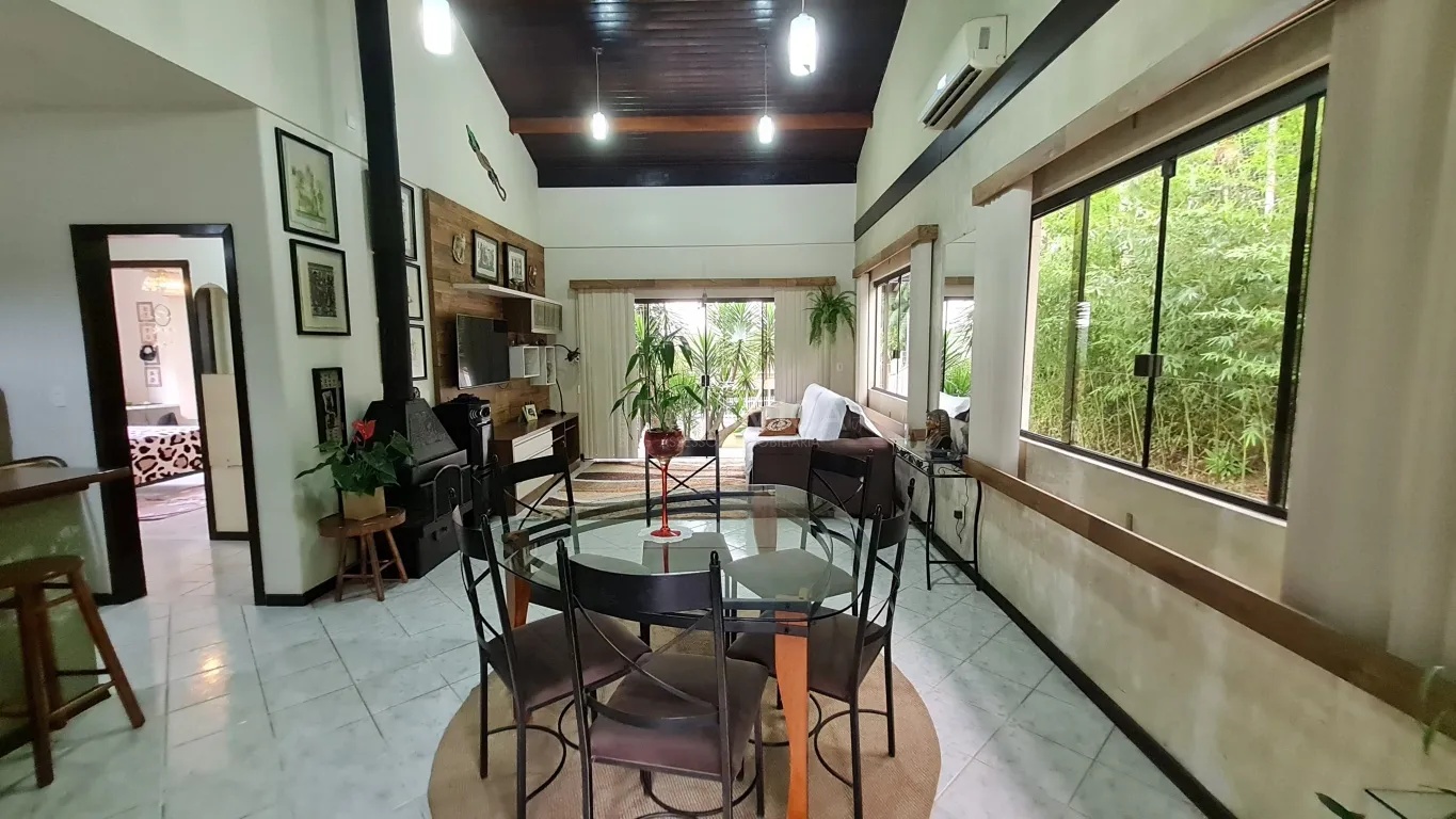 Casa mobiliada, térrea com edicula á venda no bairro Fortaleza em Blumenau! — foto 6