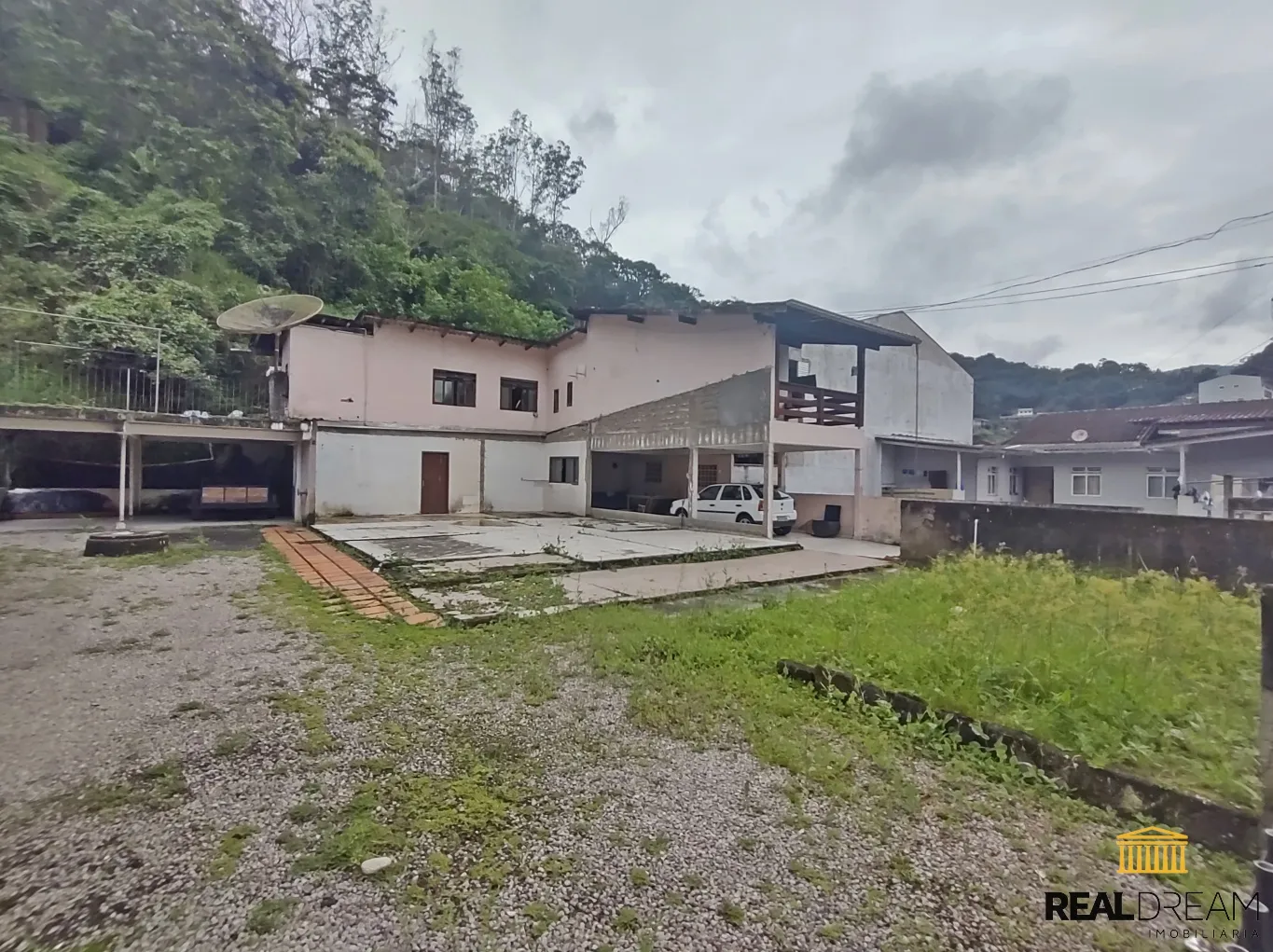 Sobrado e quitinetes alugadas no bairro da Gloria - foto 1