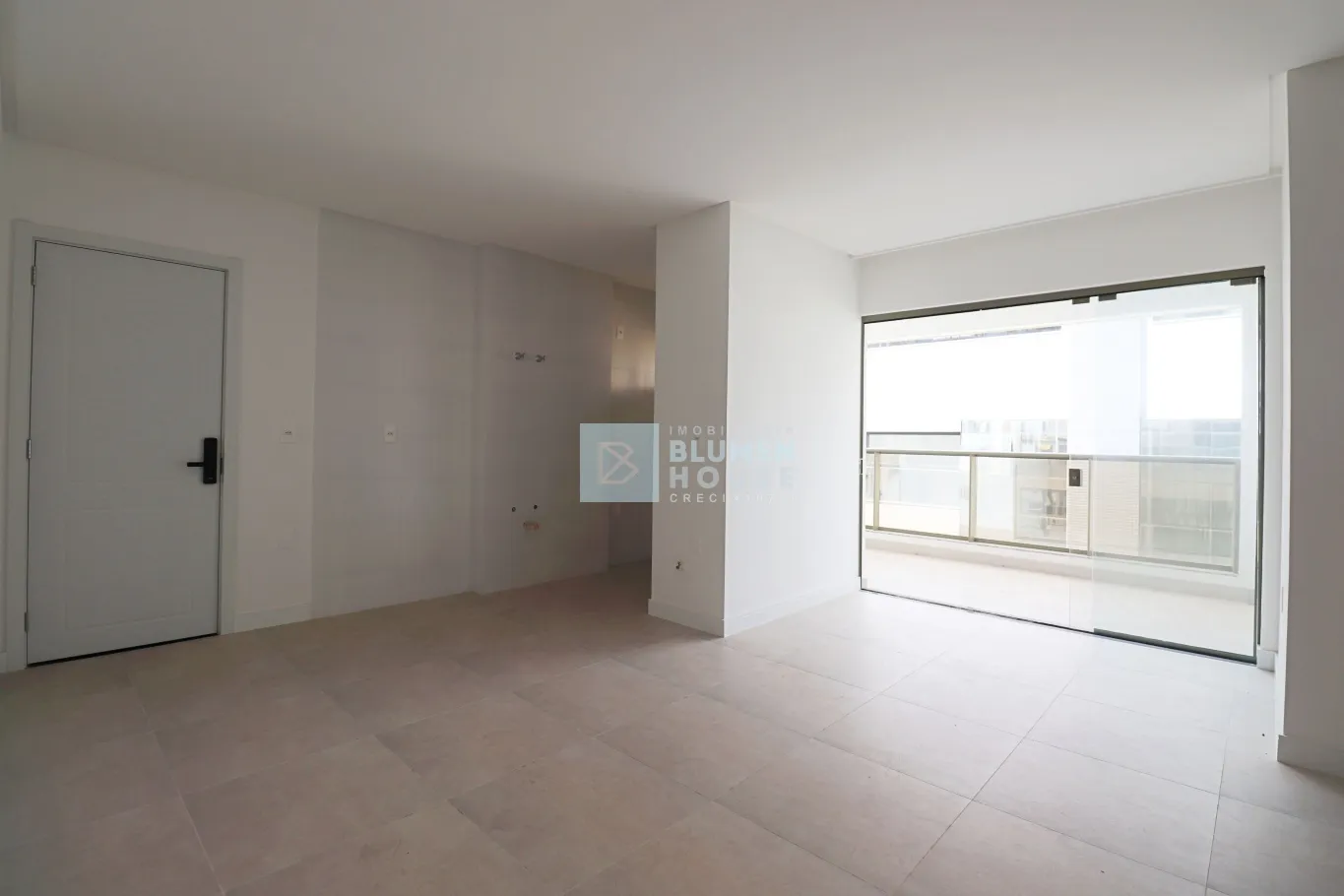 Amplo apartamento com 3 suítes em Meia Praia, Itapema! — foto 3