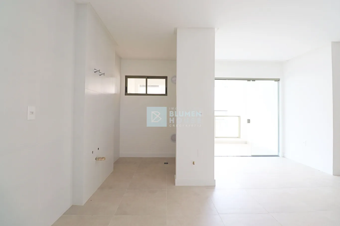 Amplo apartamento com 3 suítes em Meia Praia, Itapema! — foto 4