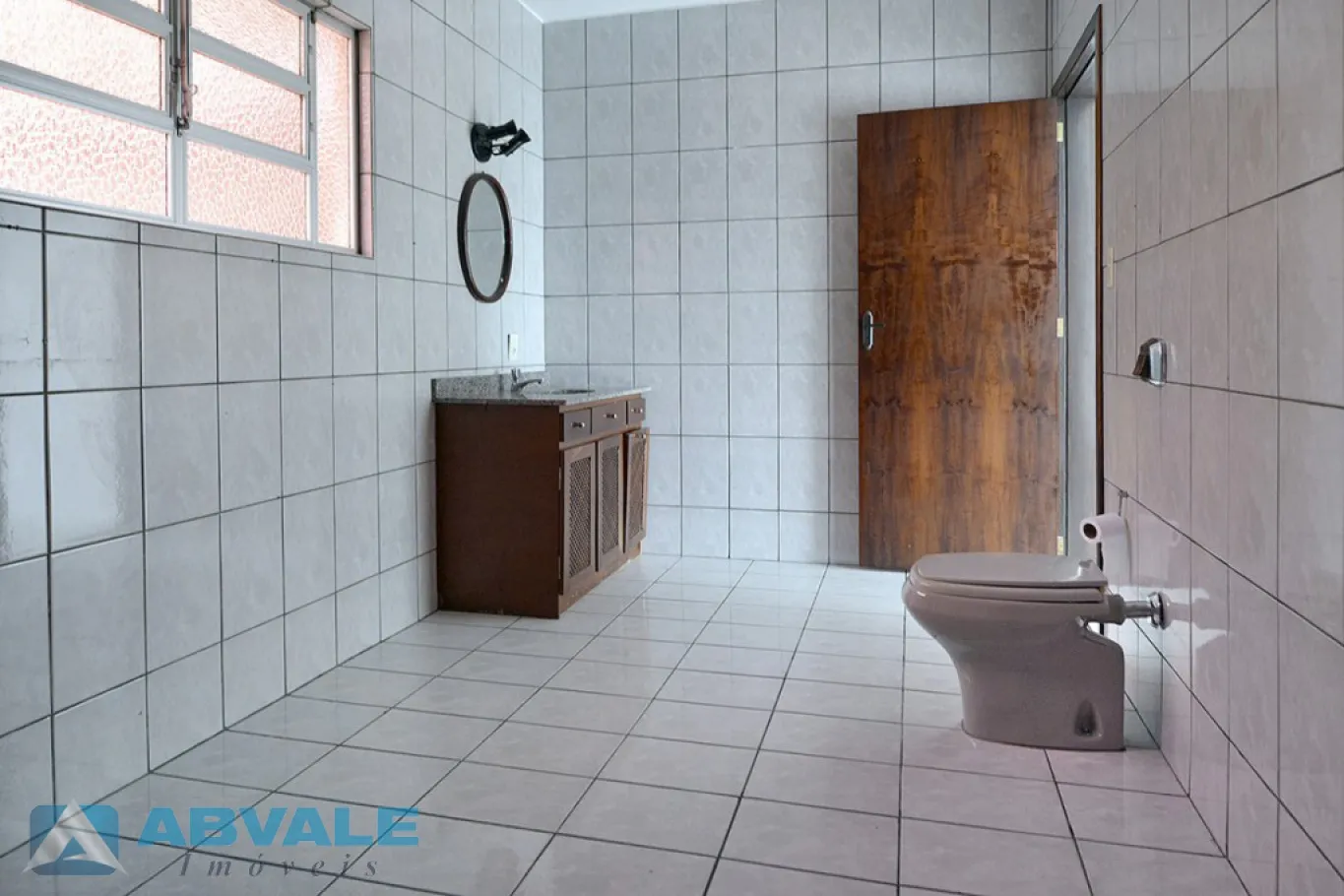 SALA COMERCIAL - Ideal para Clinicas, salão de beleza, escolas, escritórios - Localizada em Corredor de serviço privilegiado. — foto 4