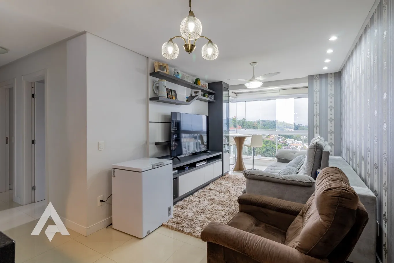 Lindo apartamento mobiliado no Bairro Itoupava Seca! — foto 2