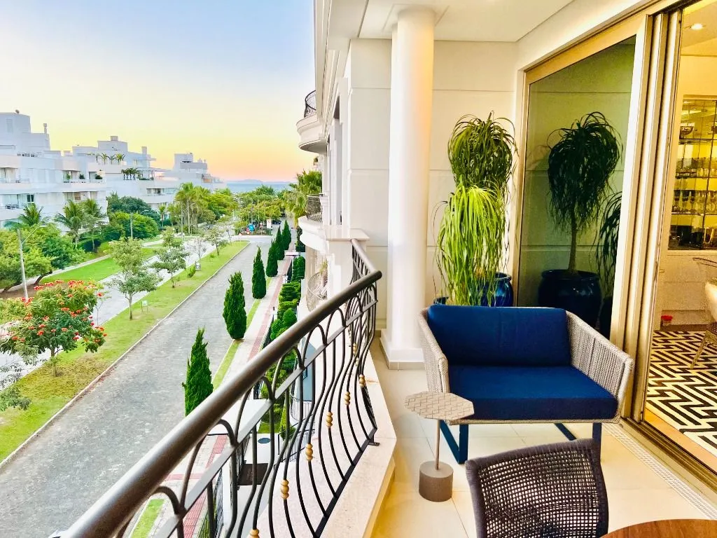 Apartamento em Florianópolis - foto 1