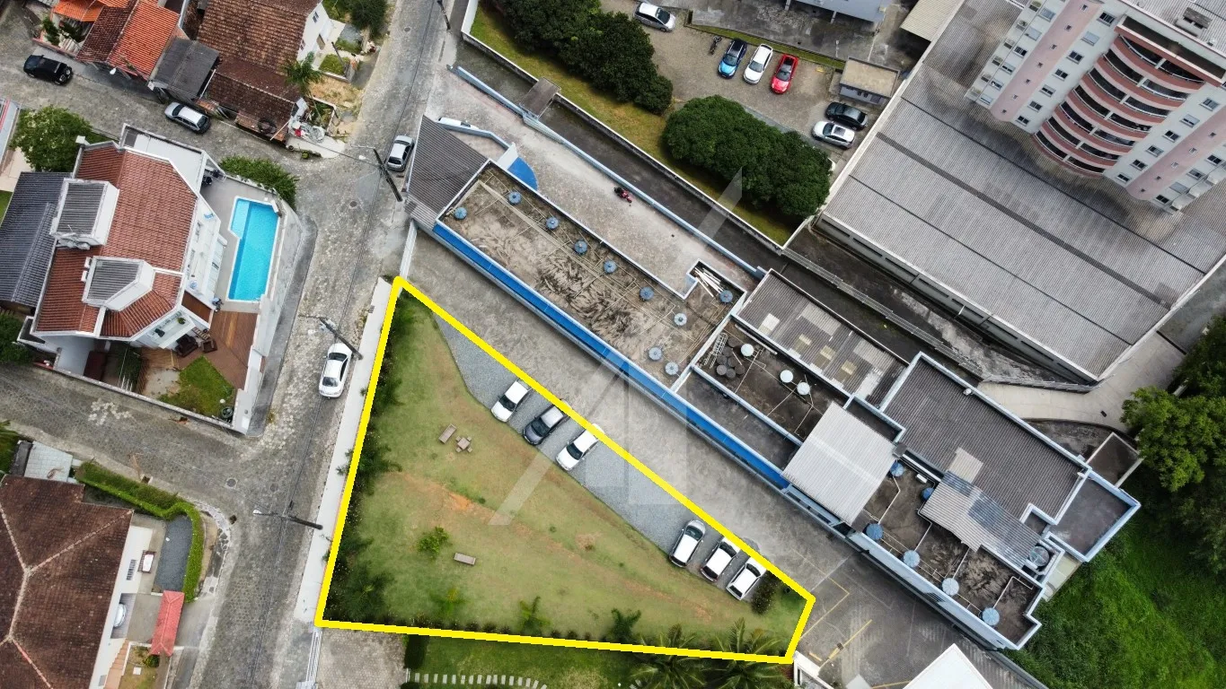 Excelente terreno com 539,98m, ZR1, pronto pra construir, venha conferir com um de nossos corretores!!! — foto 3